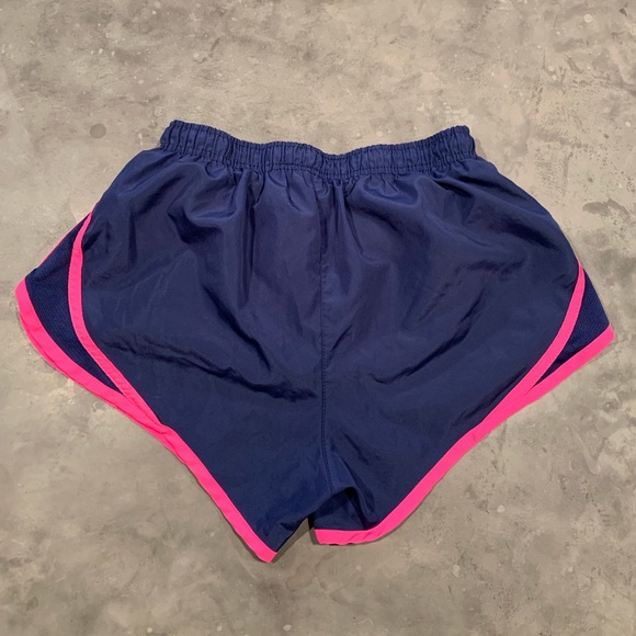 Classic Retro Style Umbro Soccer / Running Shorts! - Picture 4 of 5